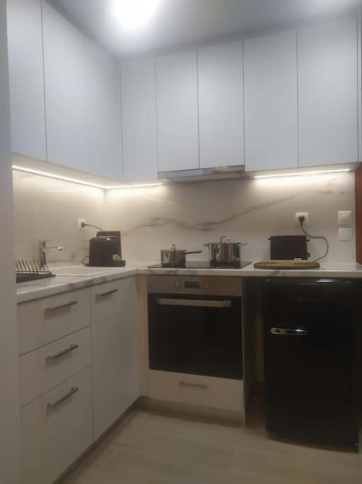 Studio Apartment With All Amenities In Kolonaki Athene Buitenkant foto