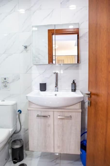Studio Apartment With All Amenities In Kolonaki Athene Buitenkant foto